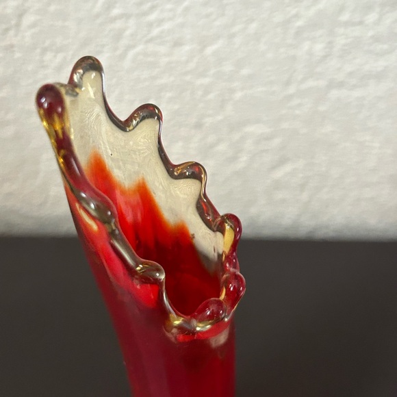 MCM L.E. Smith Amberina Vase - Picture 2 of 11